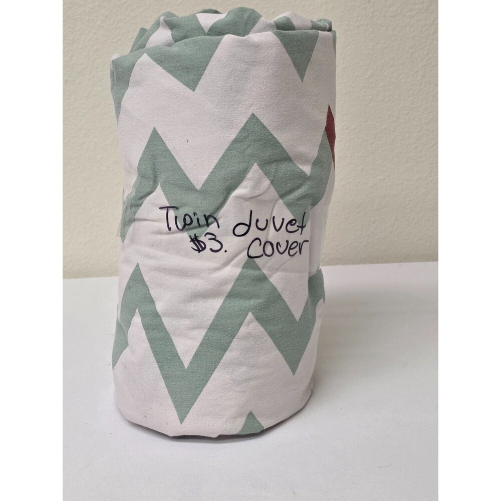 Room Essentials Twin Duvet Cover - Modern Chevron Gray Orange Blue Green Red